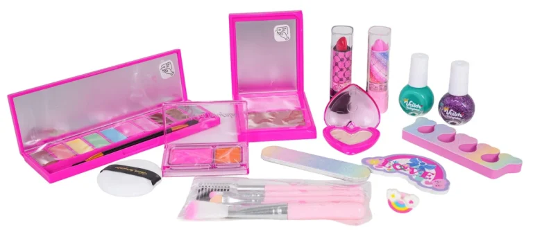 Set Za šminkanje S Duginom Suknjom I Torbicom 5+ 3