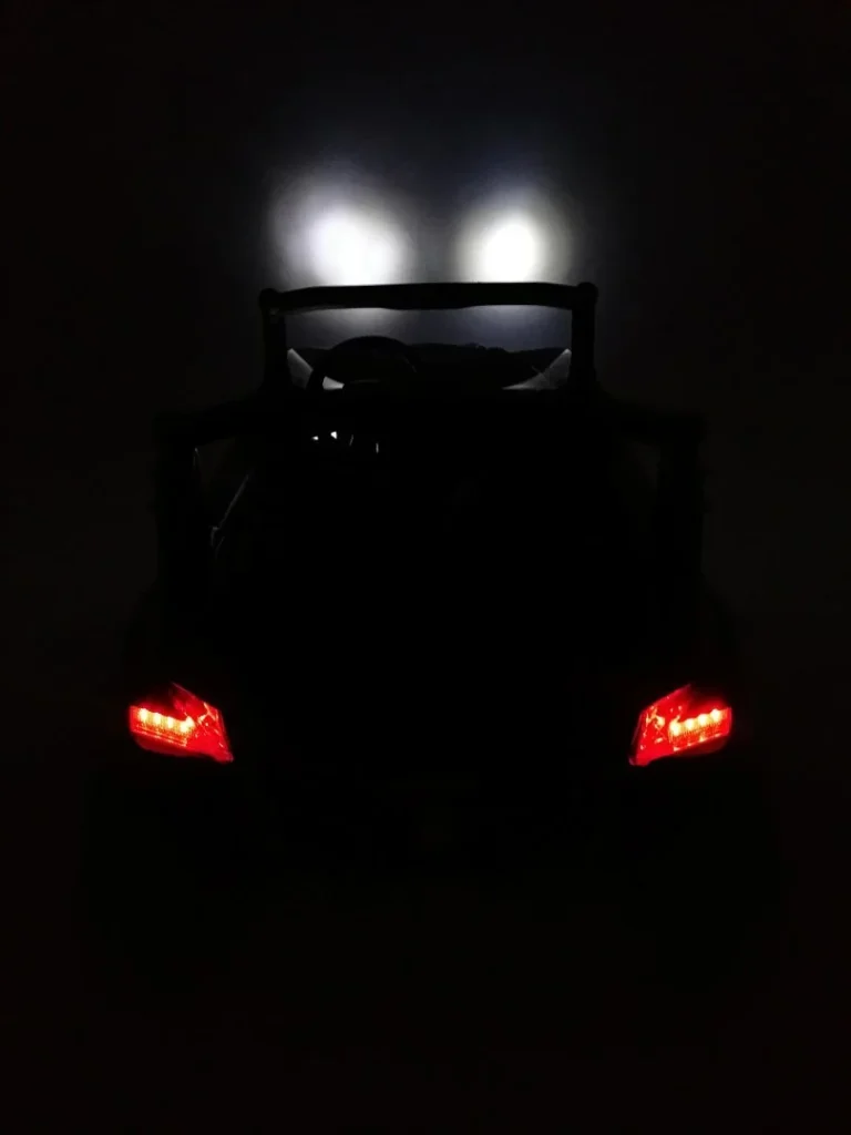 Superstar Kolica Za Djecu Crna + Mp4 + 4x4 Pogon + Daljinski Upravljač + Nosač Za Prtljagu + Led + 16