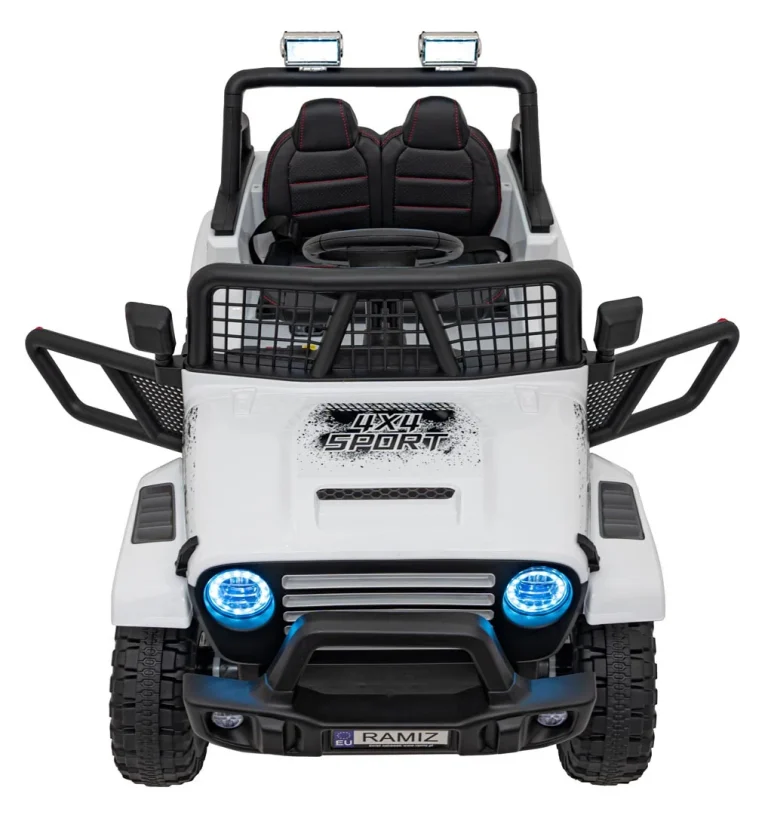 Terensko 4x4 Sportsko Bijelo Vozilo 11