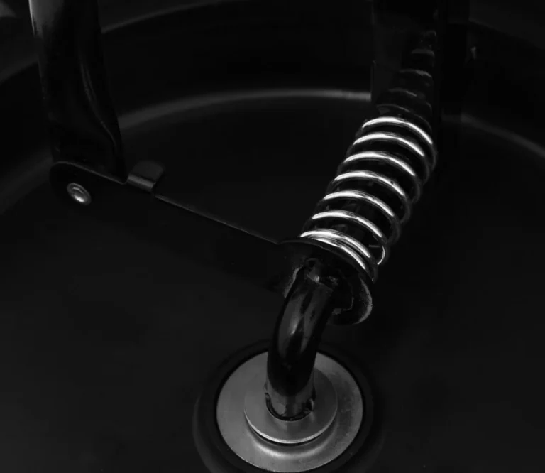 Terenski Automobil Na Baterije Za Djecu Bijeli Terenski Jeep + Daljinski Upravljač + Svjetla I Zvukovi, Bijela 16