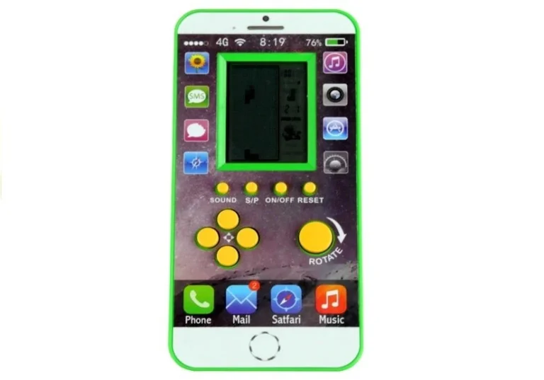 Tetris Igra Izgleda Kao Pravi Telefon U 4 Boje 4