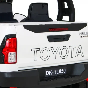 Toyota Hilux Bijelo Vozilo 15