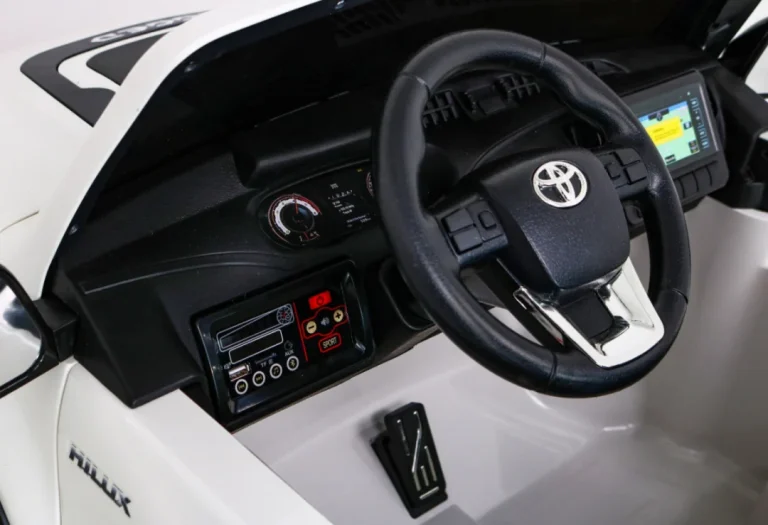 Toyota Hilux Bijelo Vozilo 9