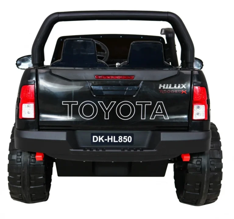 Toyota Hilux Kamionet Na Akumulator, Crni 6
