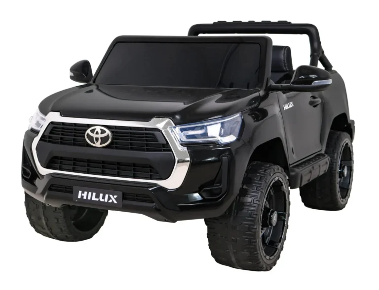 Toyota Hilux Pick Up Na Akumulator 4x4, Crni 1