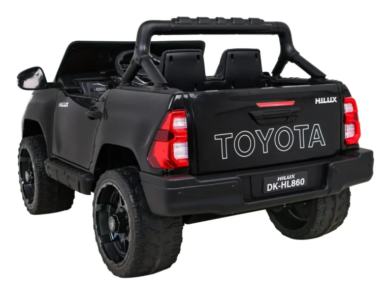 Toyota Hilux Pick Up Na Akumulator 4x4, Crni 4