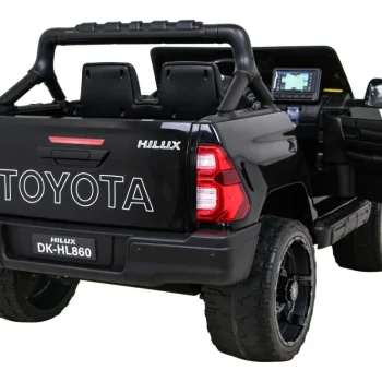Toyota Hilux Pick Up Na Akumulator 4x4, Crni 7