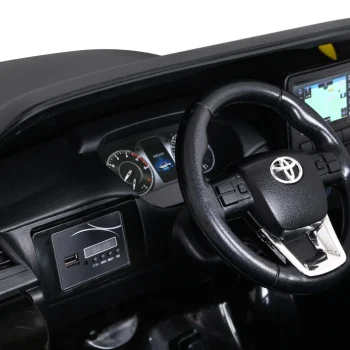 Toyota Hilux Pick Up Na Akumulator 4x4, Crni 9