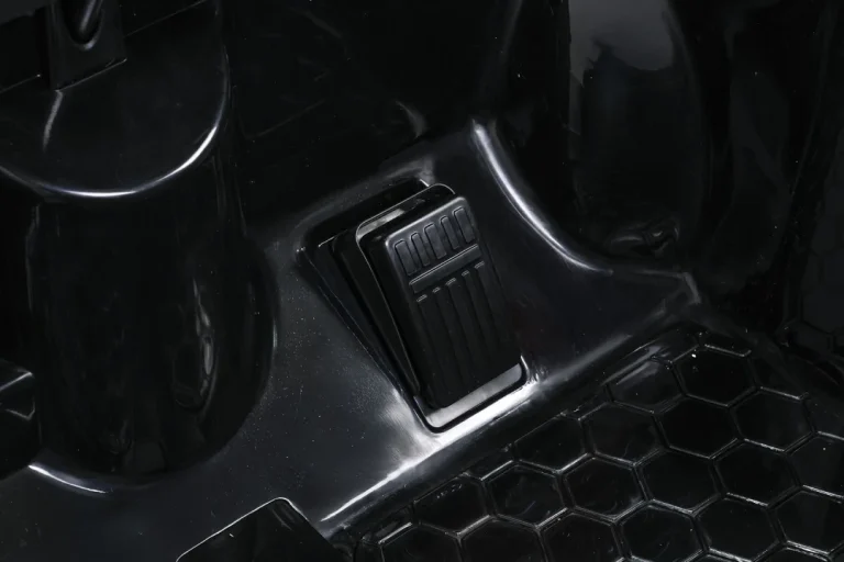 Volkswagen Id Buzz Crno Vozilo 24