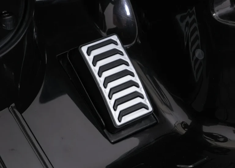Vozilo Audi Sq8 Crni + 2,4 Ghz Daljinski 27