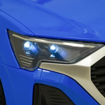 Vozilo Audi Sq8 Plavi + 2,4 Ghz Daljinski 24