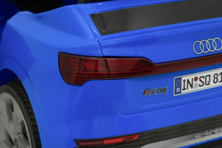 Vozilo Audi Sq8 Plavi + 2,4 Ghz Daljinski 25