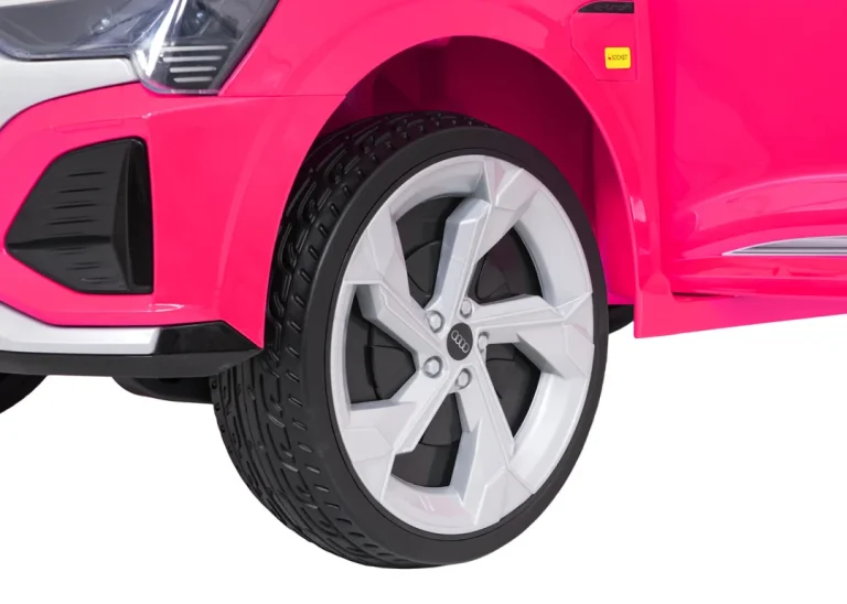 Vozilo Audi Sq8 Ružičasti + 2,4 Ghz Daljinski 23