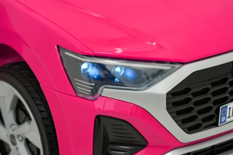 Vozilo Audi Sq8 Ružičasti + 2,4 Ghz Daljinski 24