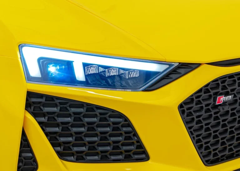Vozilo Audi Spyder R8 Lift Strong žuto 34