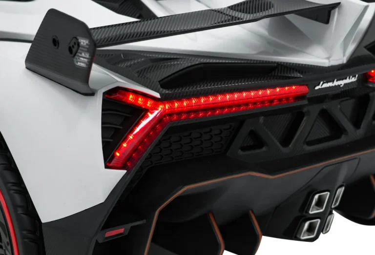 Vozilo Lamborghini Veneno Bijela 27