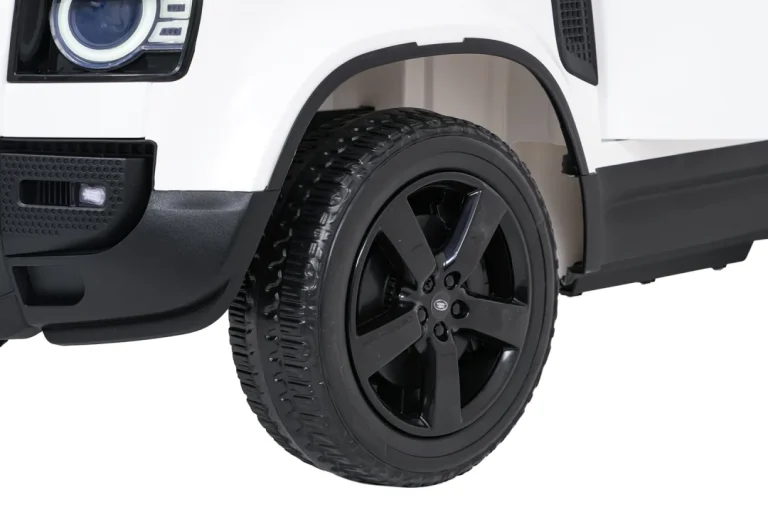 Vozilo Land Rover Defender Bijeli 22
