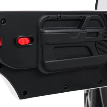 Vozilo Land Rover Defender Bijeli 26