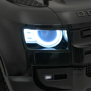 Vozilo Land Rover Defender Crni 25