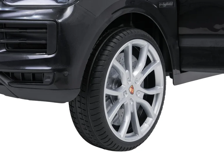 Vozilo Porsche Cayenne Crna 24
