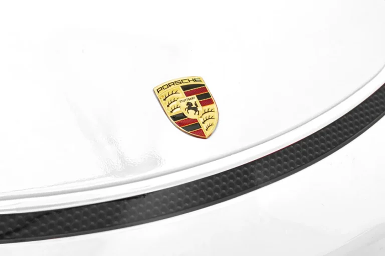 Vozilo Porsche Spyder Rs 718 Obojano U Bijelo 18