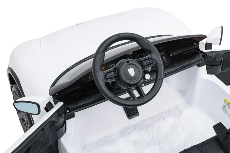 Vozilo Porsche Taycan Turbo S Bijela Boja 16