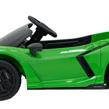 Zeleno Vozilo Lamborghini Revuelto 10