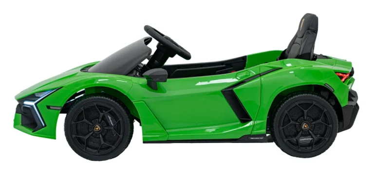 Zeleno Vozilo Lamborghini Revuelto 10