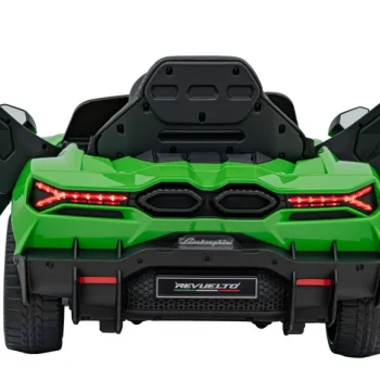 Zeleno Vozilo Lamborghini Revuelto 12