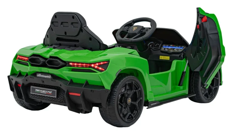 Zeleno Vozilo Lamborghini Revuelto 14