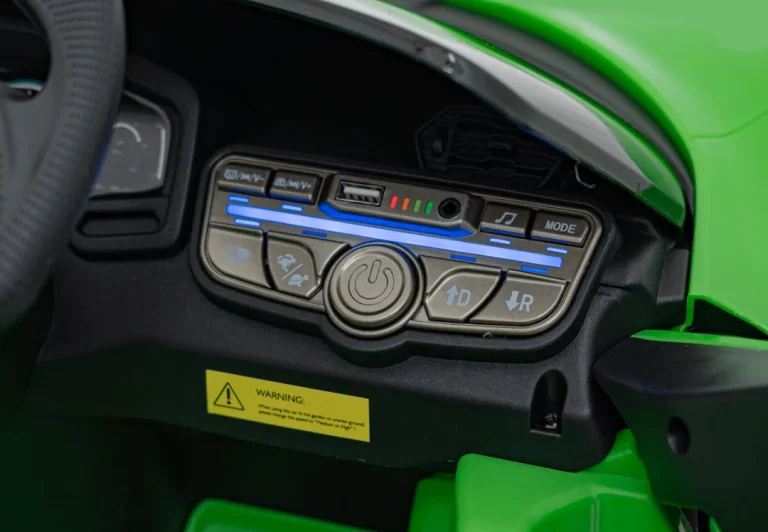 Zeleno Vozilo Lamborghini Revuelto 18