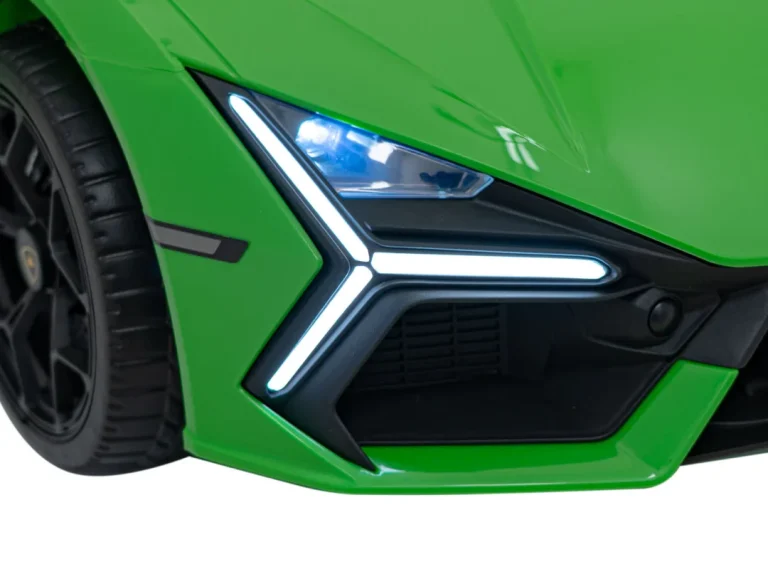 Zeleno Vozilo Lamborghini Revuelto 21