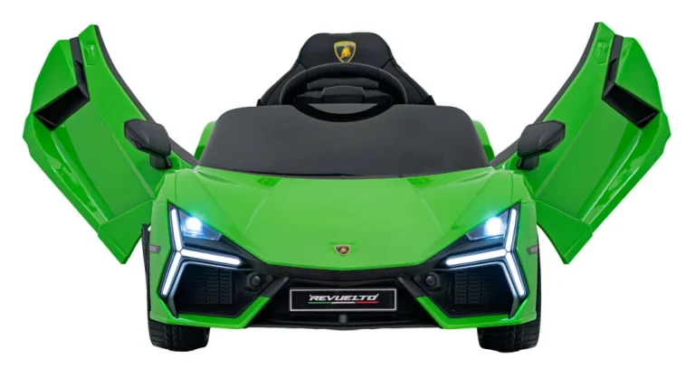 Zeleno Vozilo Lamborghini Revuelto 4