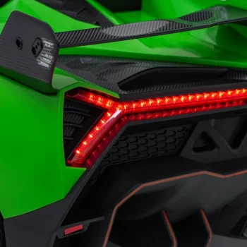 Zeleno Vozilo Lamborghini Veneno 23