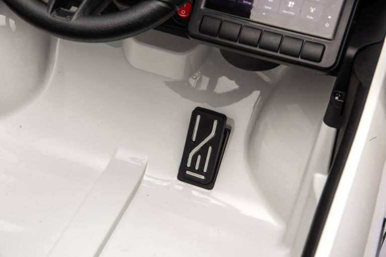 Dječji Auto Na Akumulator Porsche Macan Bijeli 28