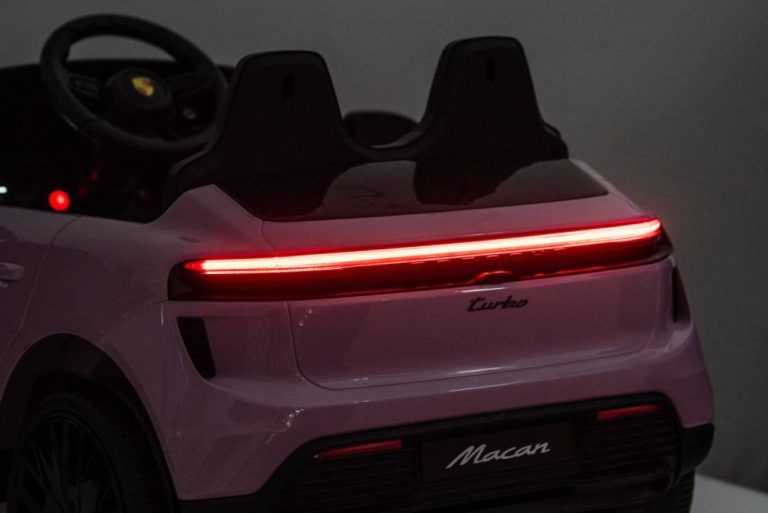 Dječji Auto Na Akumulator Porsche Macan Roza 22