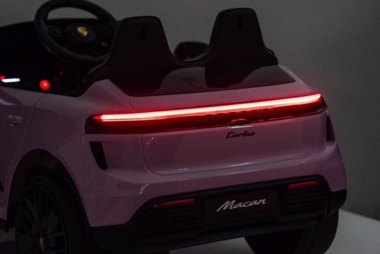 Dječji Auto Na Akumulator Porsche Macan Roza 23