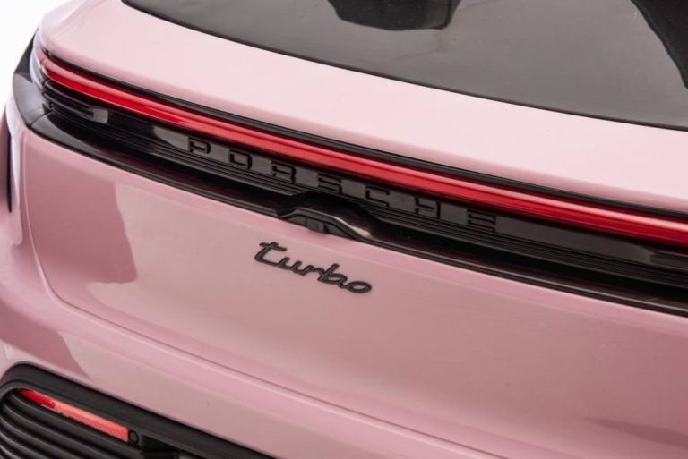 Dječji Auto Na Akumulator Porsche Macan Roza 34
