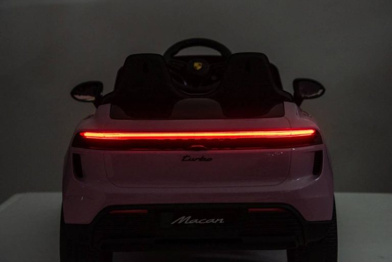Dječji Auto Na Akumulator Porsche Macan Roza 46