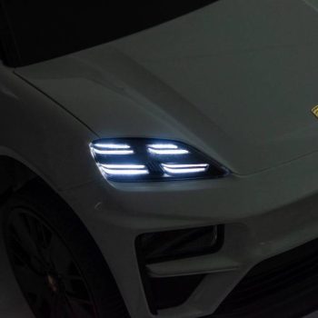 Dječji Auto Na Akumulator Porsche Macan Roza 47
