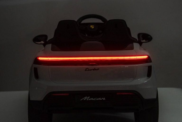 Dječji Auto Na Akumulator Porsche Macan Roza 49