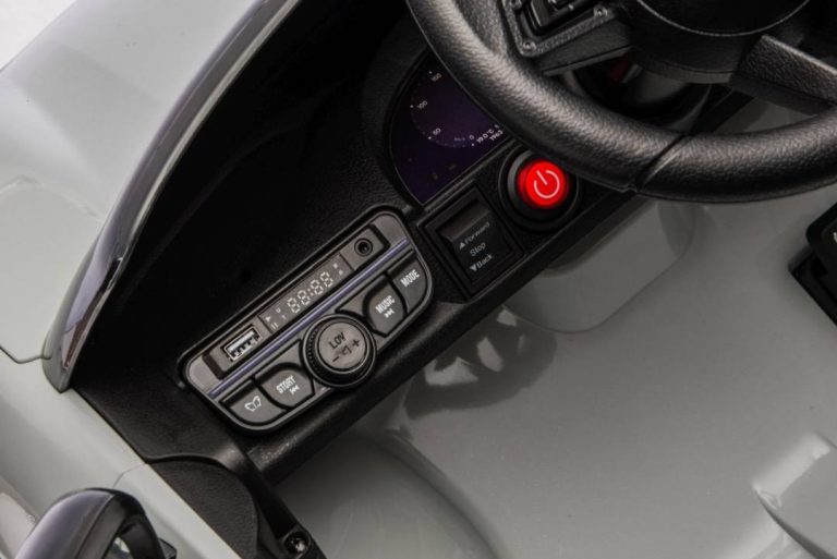 Dječji Auto Na Akumulator Porsche Macan Sivi 24