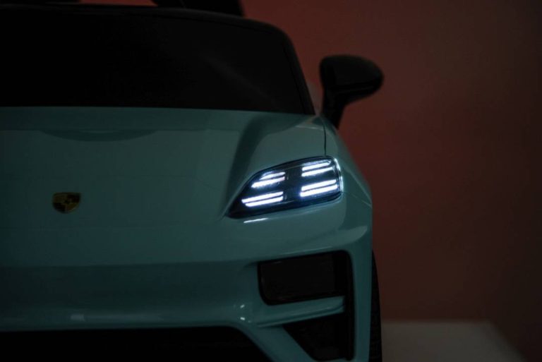 Porsche Macan Električni Auto Za Djecu Plavi 29